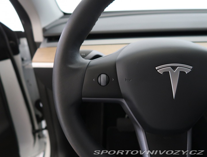 Tesla Model Y Long Range AWD 79kWh 2023