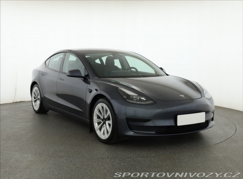 Tesla Model 3 Std Range Plus 52kWh