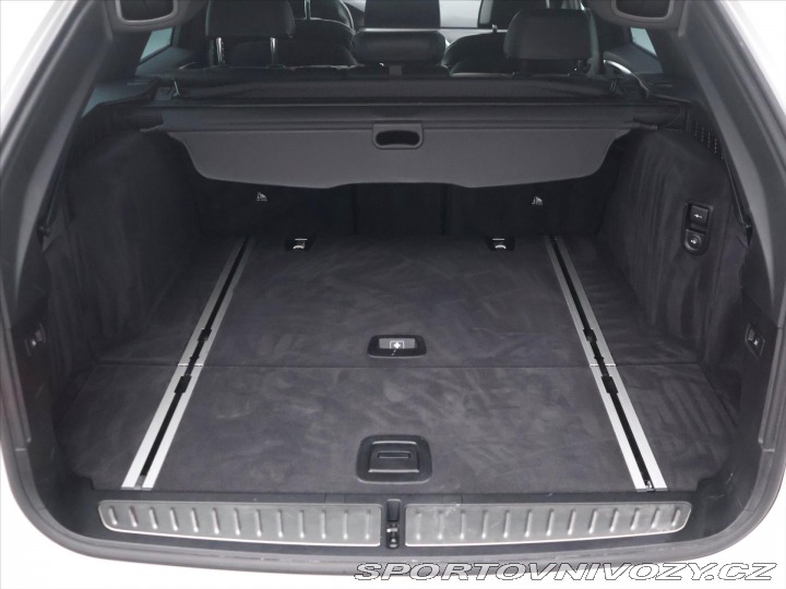 BMW 5 3.0 540d 250kW xDrive CZ 2021