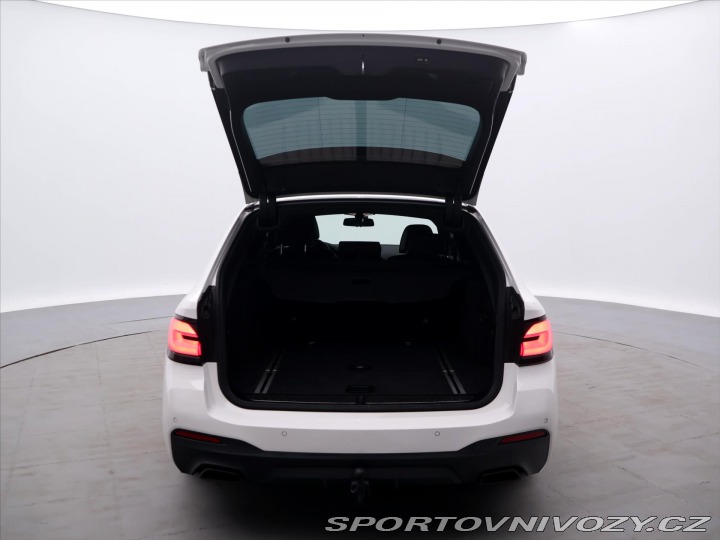 BMW 5 3.0 540d 250kW xDrive CZ 2021