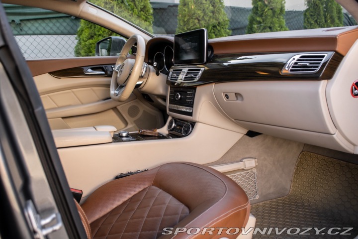 Mercedes-Benz CLS Kupé  400 4MATIC A/T AMG- 2015