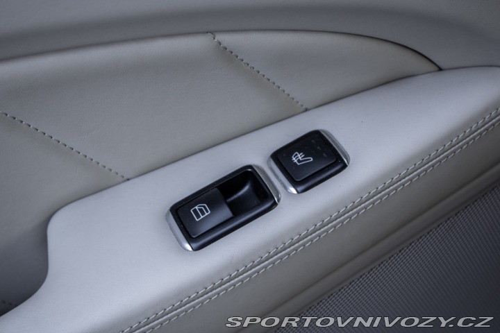Mercedes-Benz CLS Kupé  400 4MATIC A/T AMG- 2015