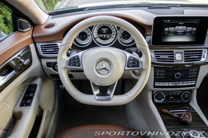Mercedes-Benz CLS Kupé  400 4MATIC A/T AMG- 2015