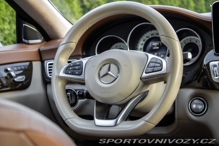 Mercedes-Benz CLS Kupé  400 4MATIC A/T AMG- 2015