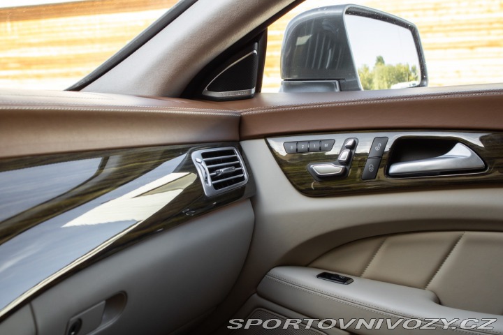 Mercedes-Benz CLS Kupé  400 4MATIC A/T AMG- 2015