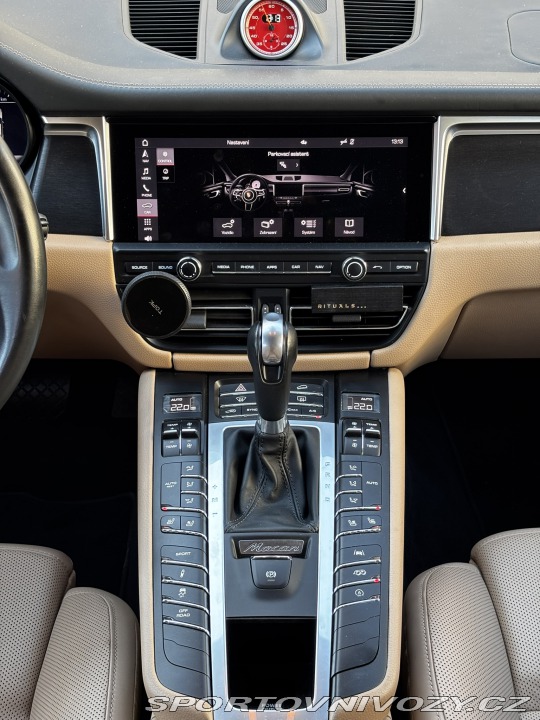 Porsche Macan GTS 2022