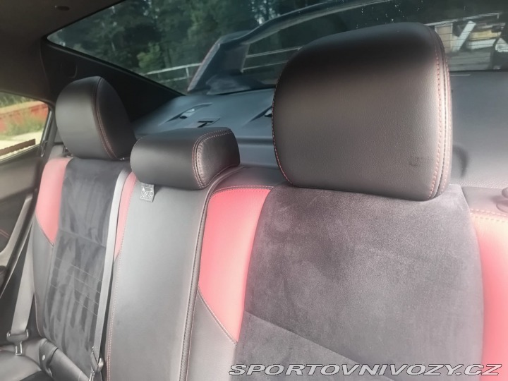 Subaru WRX STI 360k, upravené, pěkné 2016