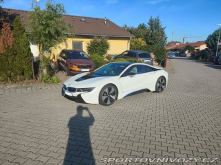 BMW i8 coupé 4x4 PlugIn hybrid 2015