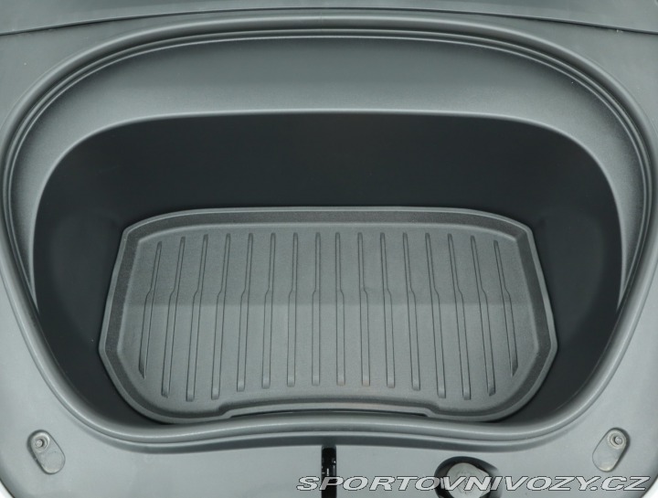 Tesla Model 3 Standard Range LFP 2023