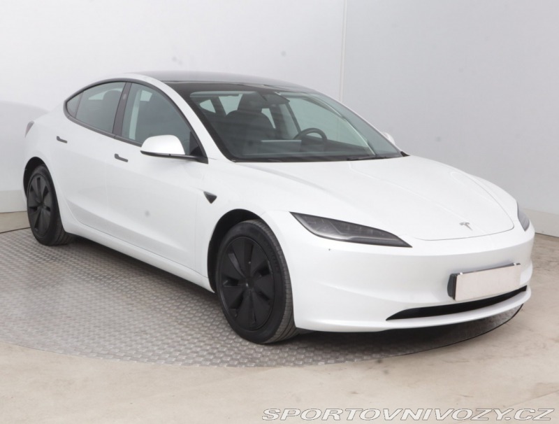 Tesla Model 3 Standard Range LFP