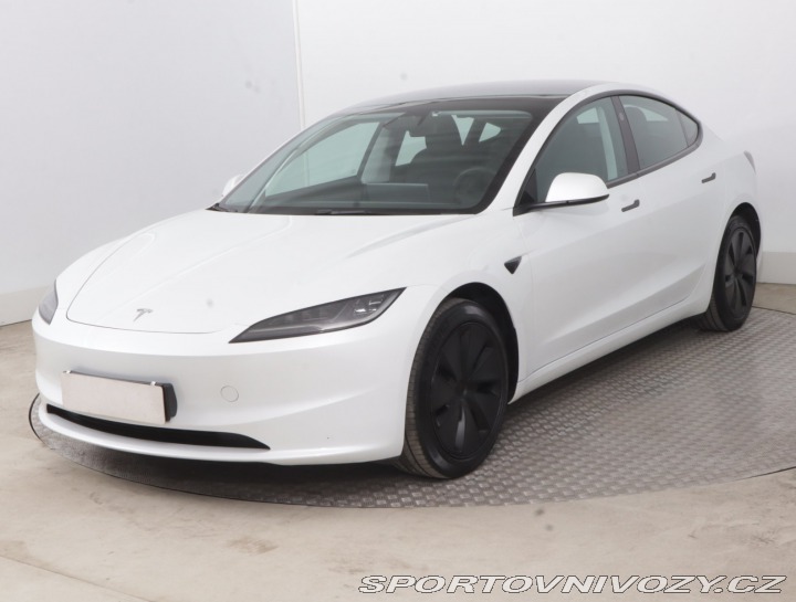 Tesla Model 3 Standard Range LFP 2023