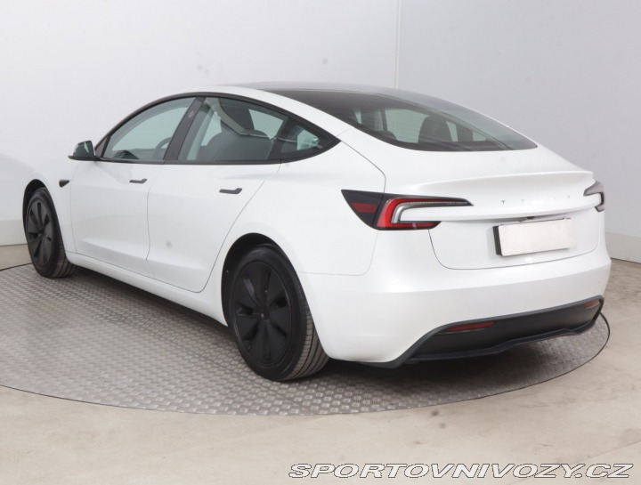 Tesla Model 3 Standard Range LFP 2023