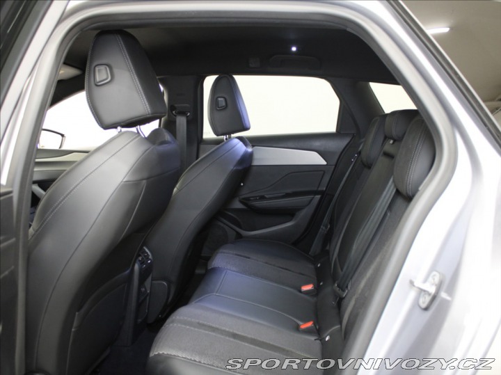 Peugeot 308 1,2 PT 96kW AT GT 29tkm. 2024