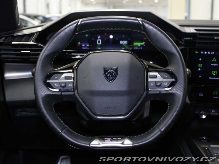 Peugeot 308 1,2 PT 96kW AT GT 29tkm. 2024