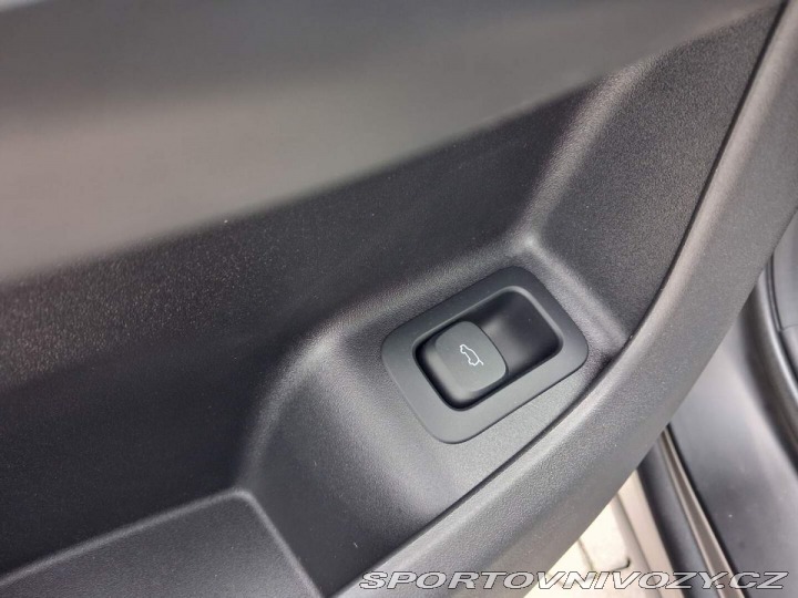 Ostatní značky Ostatní modely Omoda 9 Premium 1.5TGDI PHEV AWD 2026