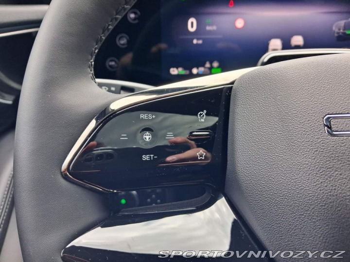 Ostatní značky Ostatní modely Omoda 9 Premium 1.5TGDI PHEV AWD 2026