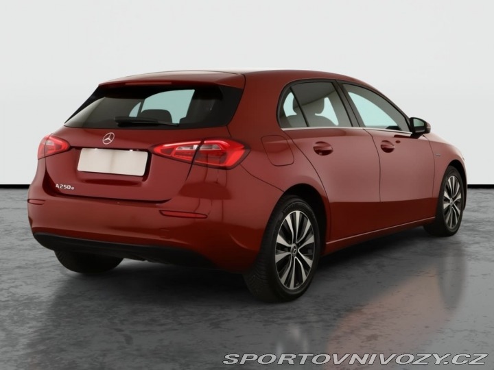 Mercedes-Benz A A 250 e 2020
