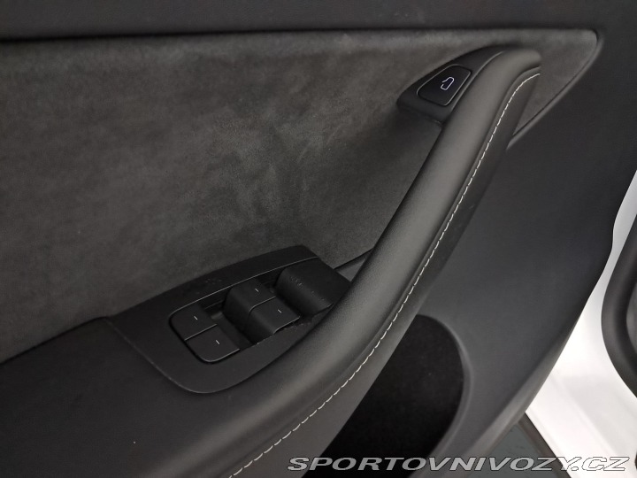 Tesla Model Y Long Range AWD 79kWh 2022