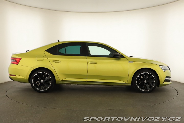 Škoda Superb Sportline 2.0 TSI 2023