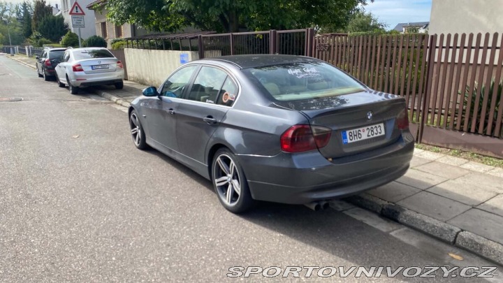 BMW 3 2,5 325xi 2006