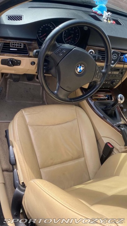 BMW 3 2,5 325xi 2006