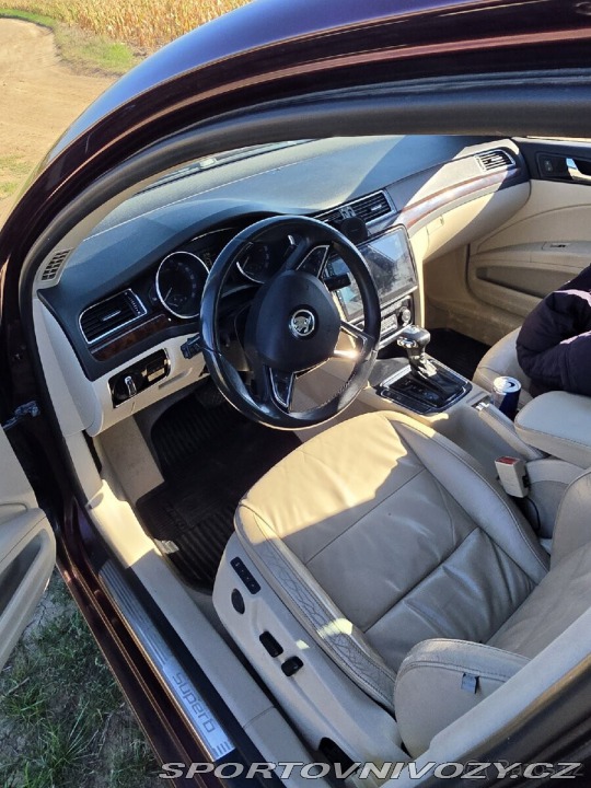 Škoda Superb 2,0 2 2008