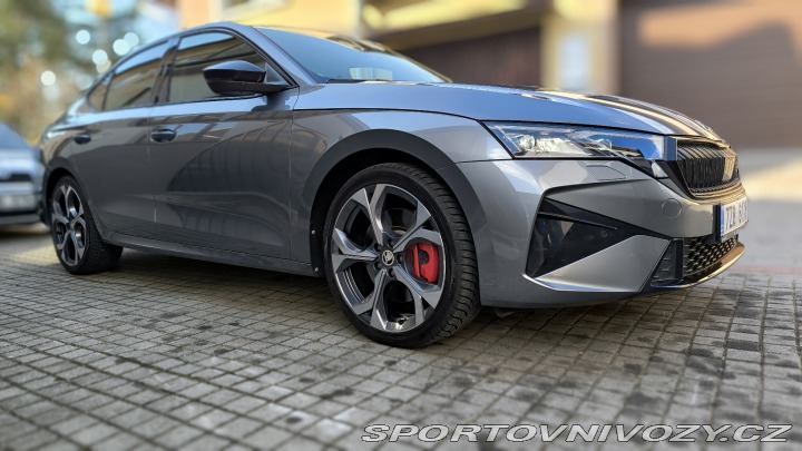 Škoda Octavia RS 2025