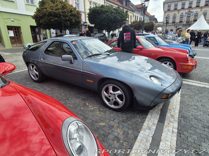 Porsche 928 928S 1983 1983