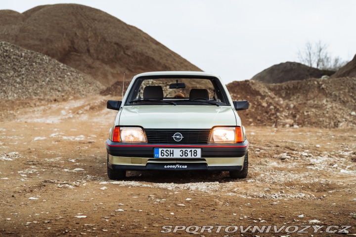 Opel Ostatní modely Ascona C - Sleeper 1986