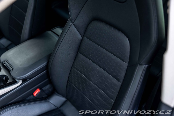 Porsche Panamera 4 2024