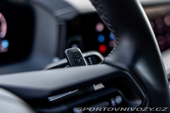 Porsche Panamera 4 2024