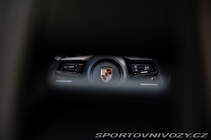 Porsche Panamera 4 2024
