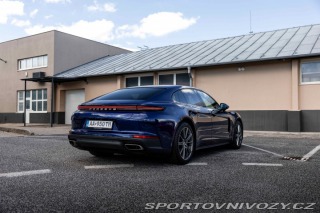 Porsche Panamera 4 2024