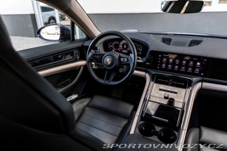 Porsche Panamera 4 2024