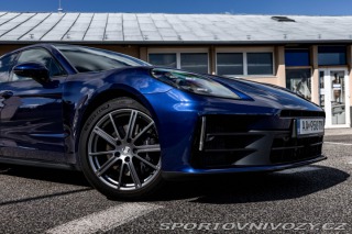 Porsche Panamera 4 2024