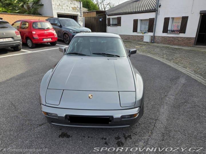 Porsche 944  1986