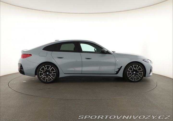 BMW 4 Gran Coupé M Paket M440i 2025