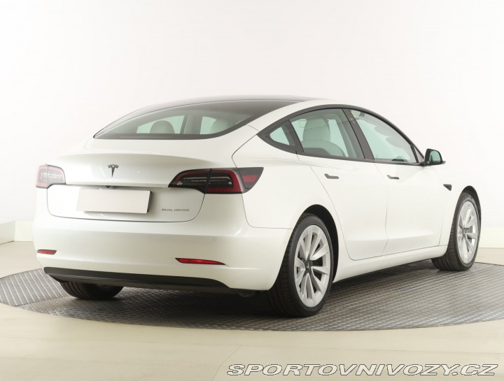 Tesla Model 3 Long Range 4WD 82kWh 2021