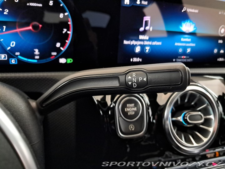 Mercedes-Benz CLA 200 2022