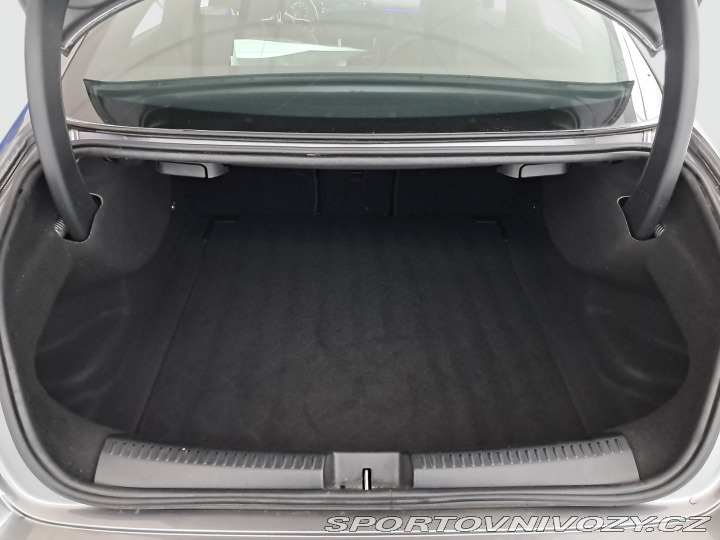 Mercedes-Benz CLA 200 2022