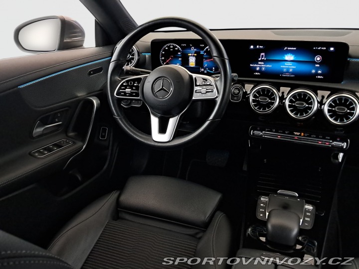 Mercedes-Benz CLA 200 2022