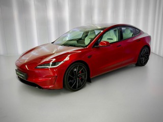 Tesla Model 3 PERFORMANCE HIGHLAND AWD,