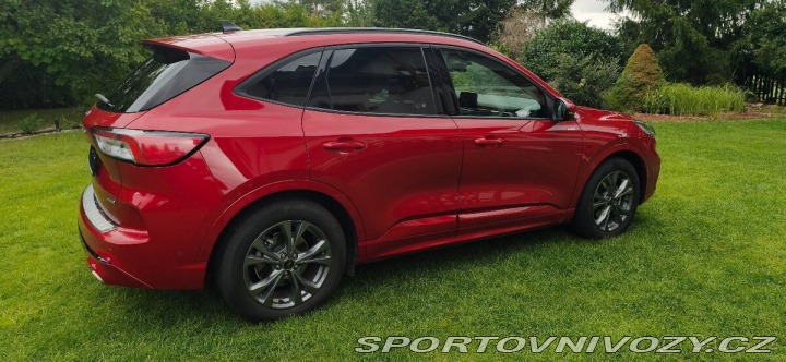 Ford Ostatní modely Kuga 2,5 FHEV STLine X v zar 1800
