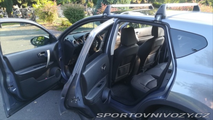 Nissan Ostatní modely Qashqai 2,0 i 104 kW automat s 1800