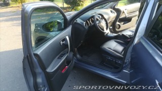 Nissan Ostatní modely Qashqai 2,0 i 104 kW automat s 1800