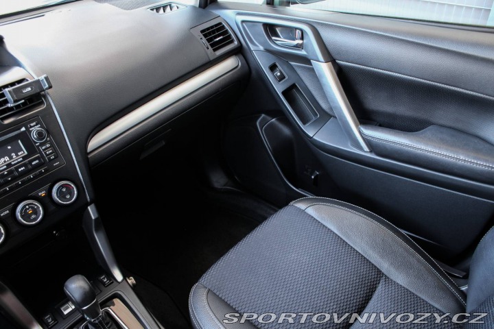 Subaru Ostatní modely Forester  2.0i XT 4x4 CVT, 177kW ( 2014
