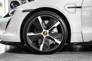 Porsche Taycan Turbo S PCCB/PDCC/PDLS+/P 2021