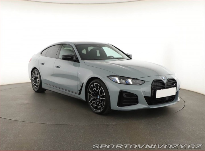 BMW 4 M440i xDrive, Matrix LED 2025