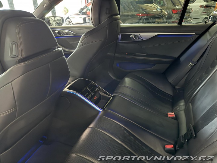 BMW 8 840 XD M-PAKET LASER HUD 2021