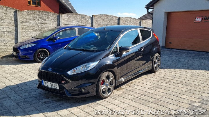 Ford Fiesta ST PERFORMANCE 2015